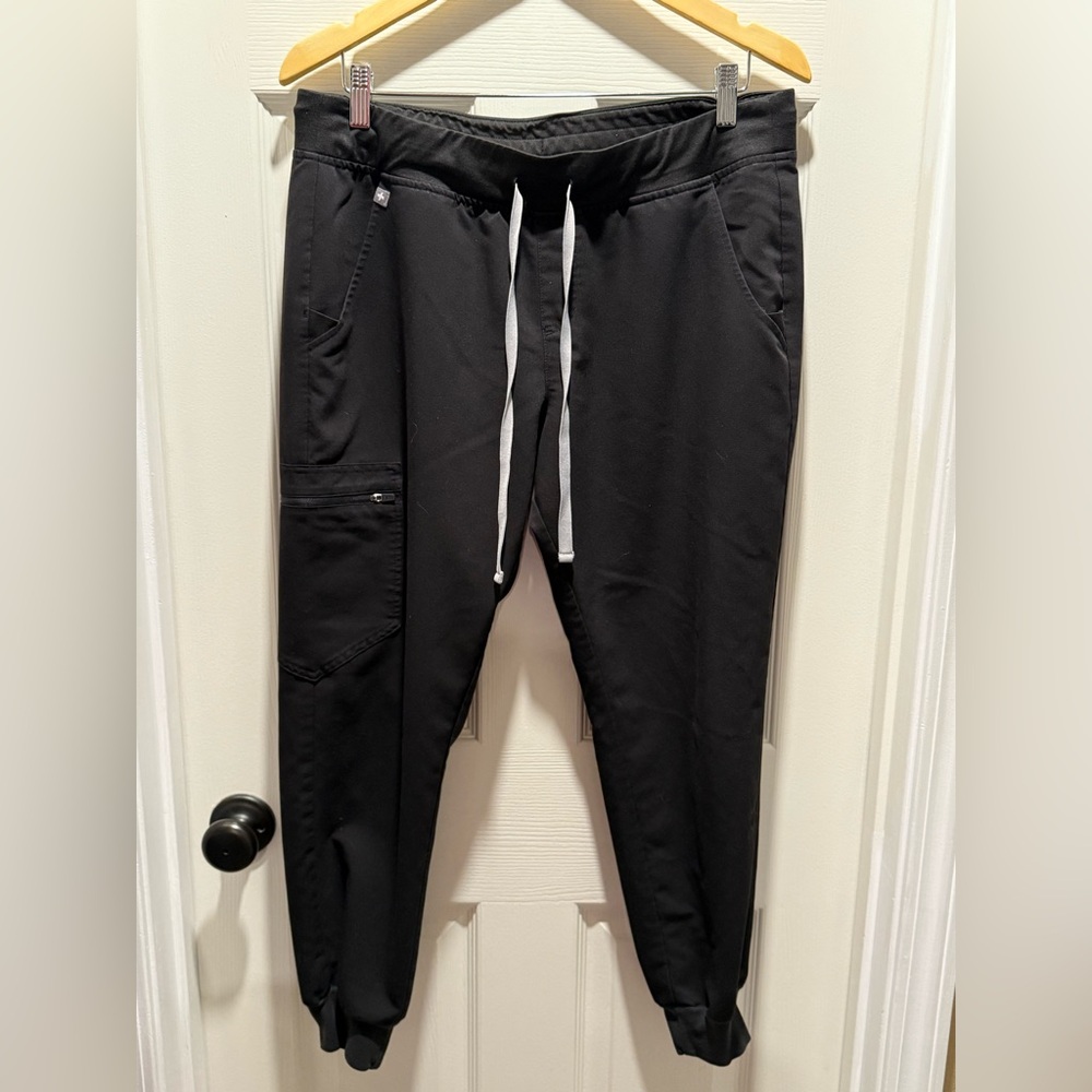 Figs Zamora joggers scrub pants